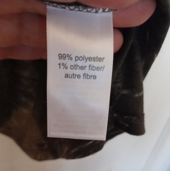 Maurices Graphic Tee - Picture 5 of 7